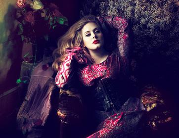 أديل تنال جائزتي Billboard لأفصل فنانة وأفضل ألبوم لعام 2012