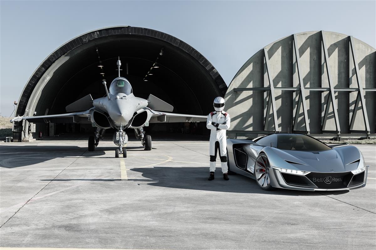 الطريق والوقت…  وAeroGT
