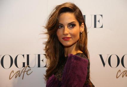 أسطورة كرة القدم ديديه دروغبا يشارك في إفتتاح Vogue Cafe في دبي مول