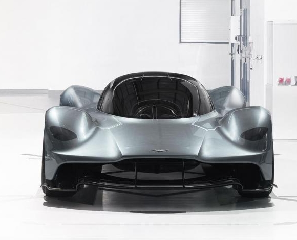استون مارتن وريد بول تكشفان النقاب عن سيارة AM-RB 001 قد تكون الأسرع في العالم