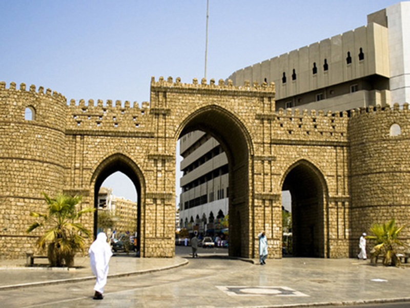 مدائن صالح وواحة الإحساء من عجائب المملكة العربية السعودية