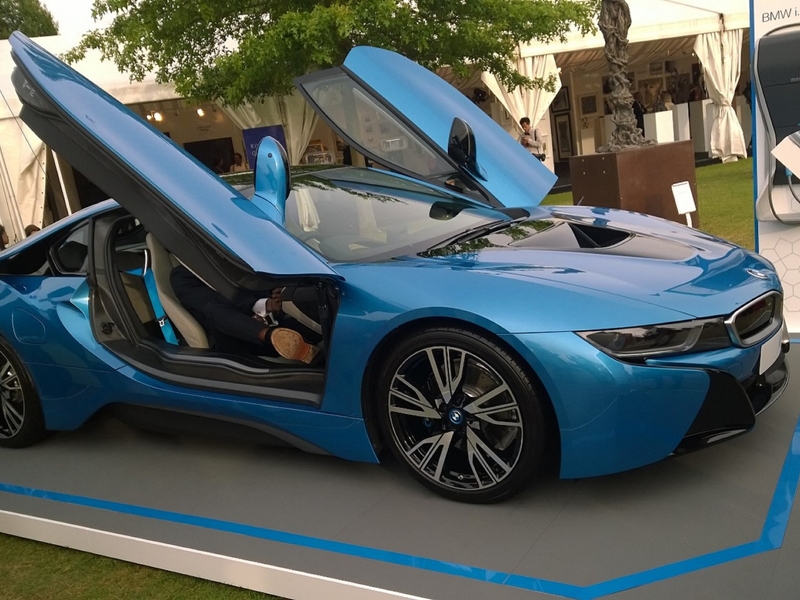 حِرفيّة BMW في سياراتها