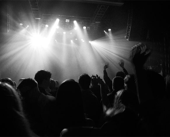 بيربيري تطلق عطر Brit Rhythm الجديد للرجال