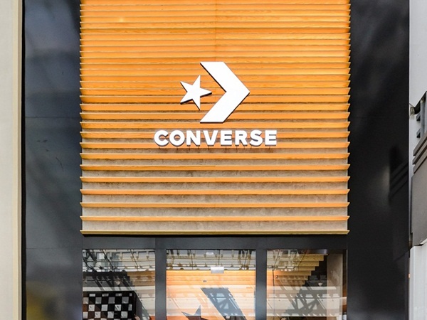 Converse تفتتح متجرها الأوّل في دبي