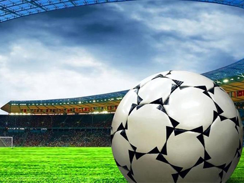 بالصور: ملاعب كرة القدم... سحر يحاكي الروح والشغف
