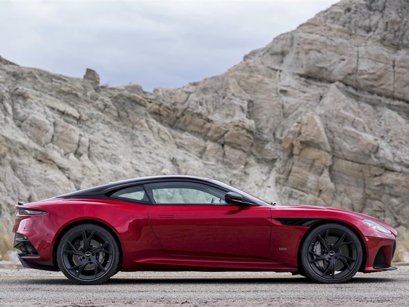 DBS Superleggera الجديدة ... سيارة جايمس بوند الجديدة