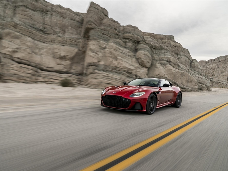 DBS Superleggera الجديدة ... سيارة جايمس بوند الجديدة