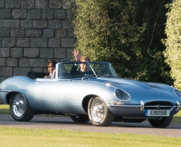 سيارة Electric Jaguar تسرق الأضواء من العرس الملكي