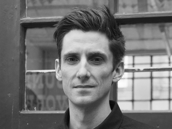 أوفتشيني بانيراي تحتفي بشغفها بالبحر والابتكار في متحف LA TRIENNALE DI MILANO