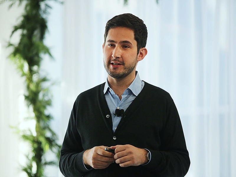 الحياة الحافلة للمدير التنفيذي لشركة انستجرام .. من شغف التصوير الى صاحب أكبر الشركات في العالم !