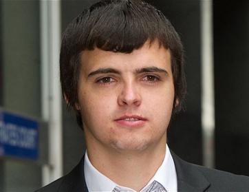 السجن ثمانية أشهر لطالب إخترق الفيسبوك 