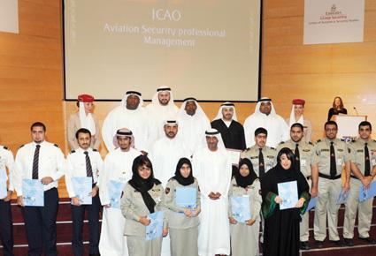 مجموعة الإمارات تخرج 81 من حاملي درجة الدبلوم في الإدارة الأمنية للطيران والمناولة الأرضية