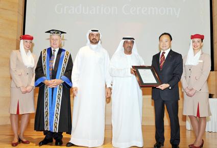 مجموعة الإمارات تخرج 81 من حاملي درجة الدبلوم في الإدارة الأمنية للطيران والمناولة الأرضية