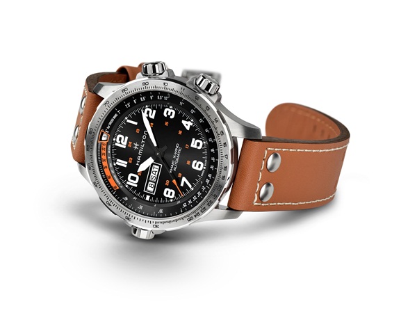 ساعة هاميلتون Khaki X-Wind Auto Chrono: براعة تقنية مذهلة ودقة متناهية تفوق التوقعات