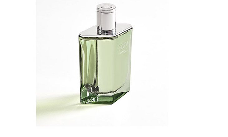 اختيارنا لك هذا الأسبوع عطر Hermès المستوحى من رائحة الطبيعة بعد هطول المطر