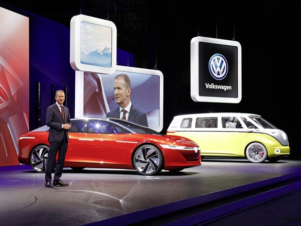 فولكس واجن تخطف الأضواء بعرض عالمي جديد في جنيف آي دي فيزيون