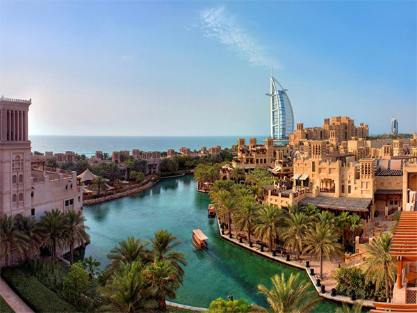 تعرّف إلى أفضل 5 فنادق إماراتيّة بحسب تصنيف السيّاح