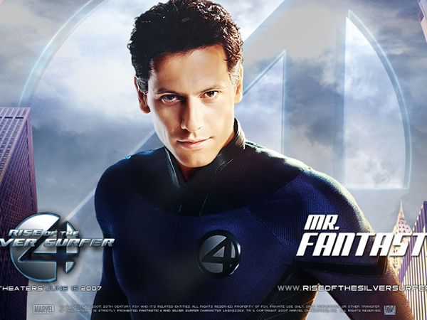 في رصيد البطل الخارق  Iron Fistثروة تبلغ 2 مليار دولار، خمِن أين ينفقها