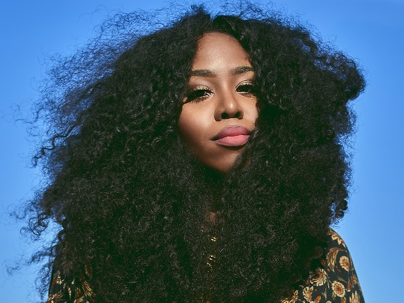 فندق بلازو فيرساتشي دبي يرحّب بـ NSTASIA في "كيوز بار أند لاونج"