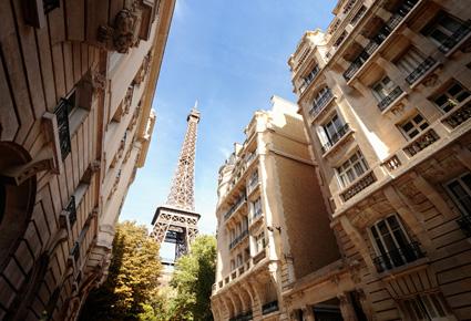 البنك الوطني يقدم خدمات استثمارية عقارية متكاملة في باريس