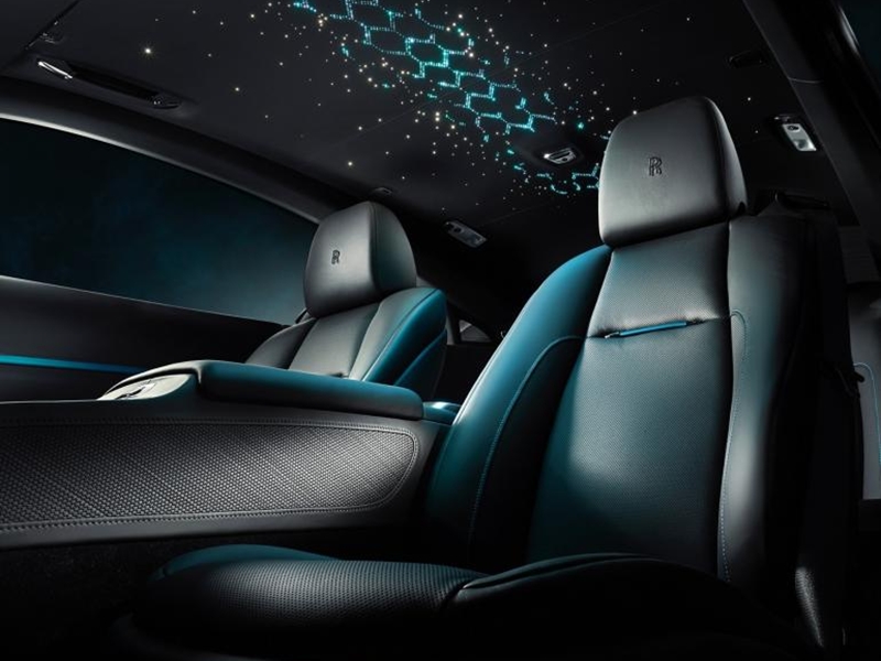 بينتلي، رولز رويس، فيراري وغيرها ماركات تقدم عربيات خاصة لفاحشي الثراء فقط