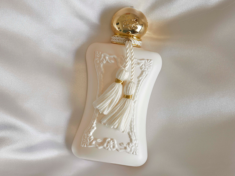 ترك العطر ليستقر على البشرة من النصائح الاساسية التي تقدمها دار Parfums De Marly لمن يرغب بشراء العطر المناسب