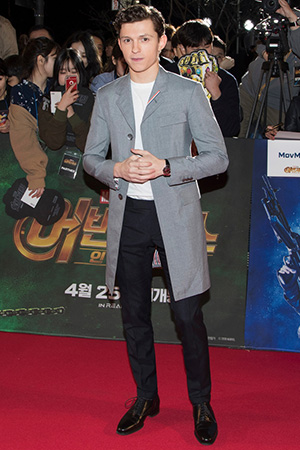 رائد يرصد لكم أكثر النجوم أناقة هذا الأسبوع... تعرف إليهم