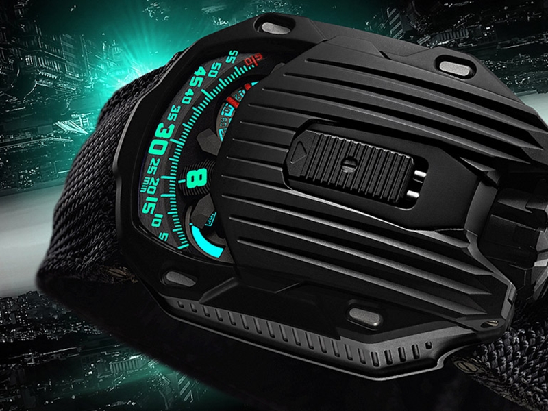 "UR-105 CT "Kryptonite .. ساعة تومض في الظلام سعرها 65 ألف دولار
