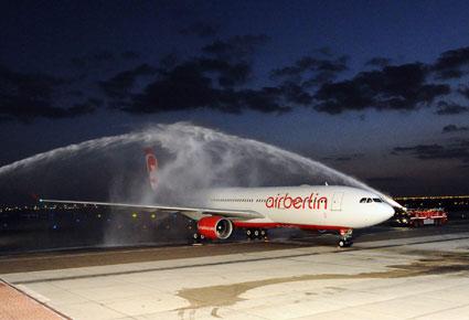 طيران برلين والاتحاد للطيران تدشنان خدمات مباشرة بين برلين وأبوظبي