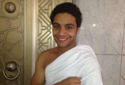أحمد جمال يؤدي مناسك العمرة في السعودية