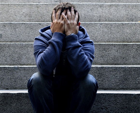 خمس إشارات إن لاحظتها في جسدك فأنت حتمًا متوتّر
