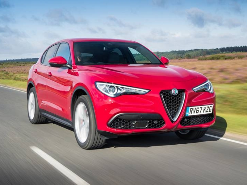 سيارة Alfa Romeo Stelvio تتفوق على الموديلات الألمانية