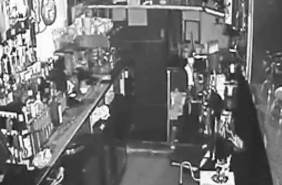 بالفيديو .. مقهى تطارده أرواح الأطفال