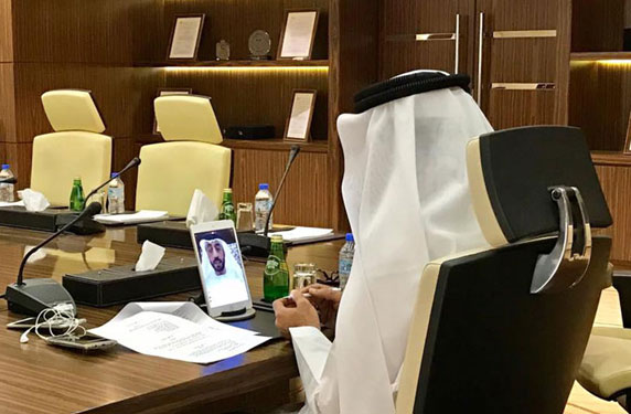 عمال القطاع الخاص في الإمارات يحصلون على إجازة 10 أيام في 2017