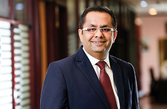 Rizwan Sajan من أجر 1،500 درهم إلى ملياردير!