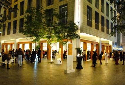 مركز دبي المالي العالمي يستضيف "آرت نايتس" في قرية البوابة