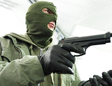 أغرب عملية سرقة تضحك الرهائن بدل إخافتهم!