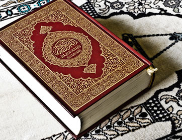 3 مواطنات إماراتيات يطلبن نسخا من القرآن مهرا لهن