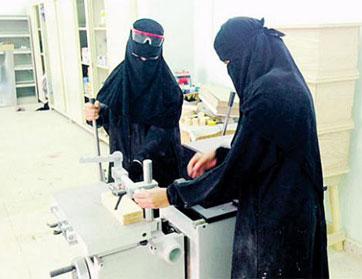 تدشين أول ورشة نجارة نسائيَّة في السعودية