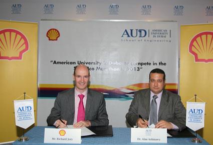 أمريكية دبي توقع مذكرة تفاهم مع "شل"