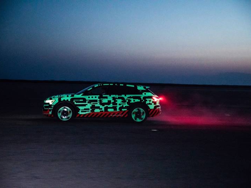 القيادة الأولى لأودي e-tron 2019