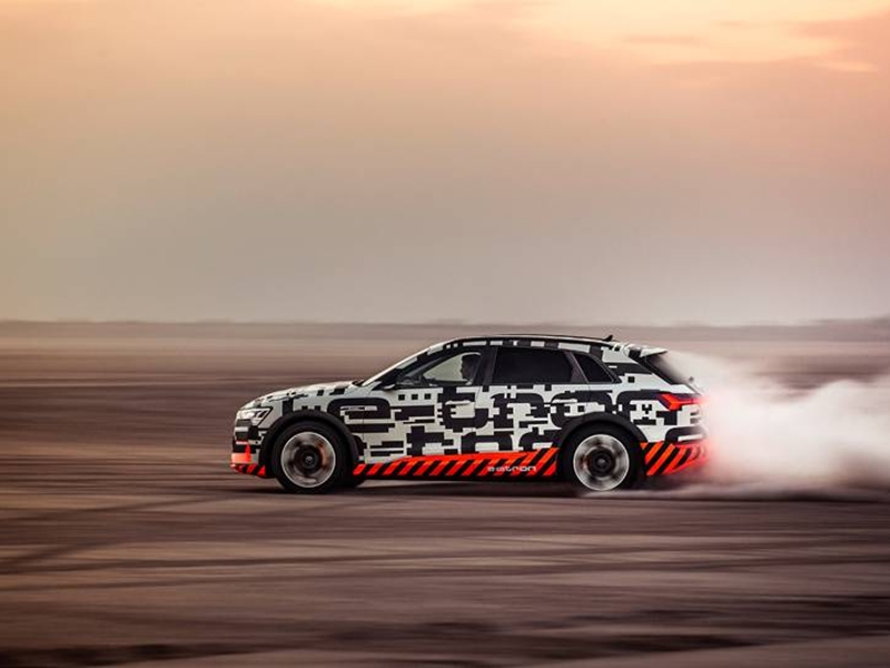 القيادة الأولى لأودي e-tron 2019