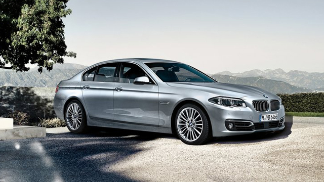 5Series من BMW: سيارة رياضية وعائلية