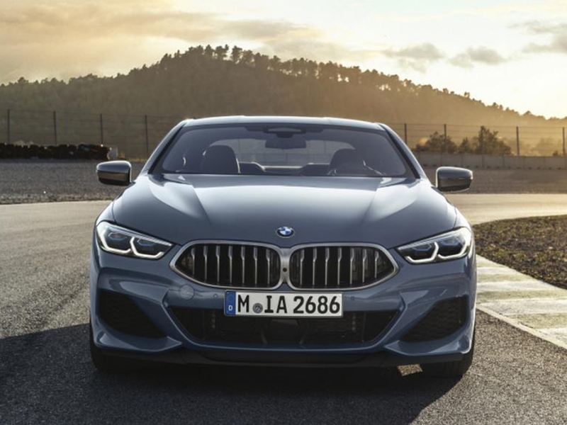 متع عينيك برؤية موديل BMW 8 Series الجديد