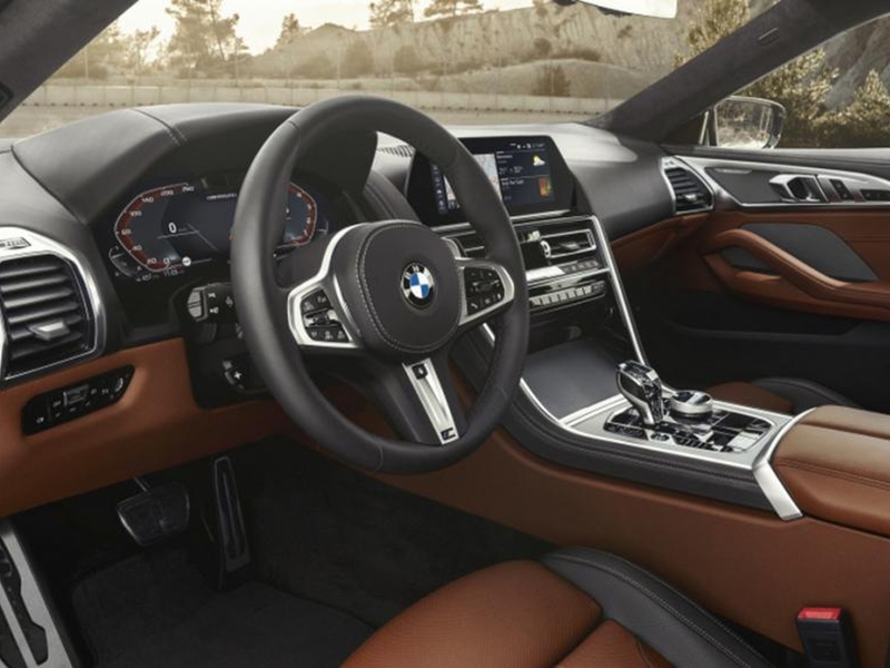 متع عينيك برؤية موديل BMW 8 Series الجديد