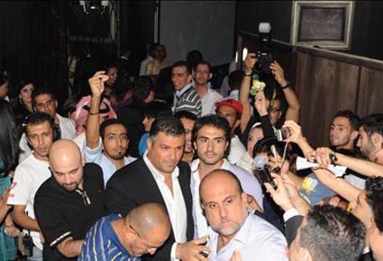 النجوم العرب لا يتنقلون بدون Bodyguard