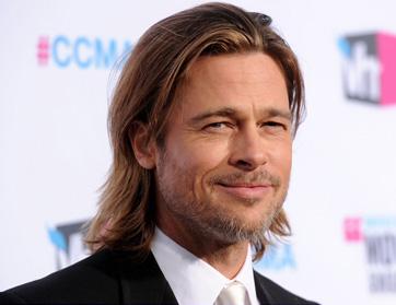 براد بيت الوجه الإعلاني لـ "شانيل 5"