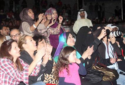 "ليالي دبي" تتألق مع نجوم الغناء العربي خلال مهرجان دبي للتسوق 2012