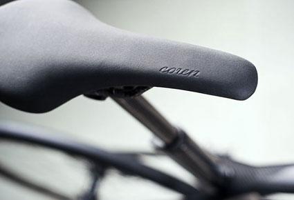 شركة فورمولا 1 تصمم دراجة كورين من أنسجة الكربون