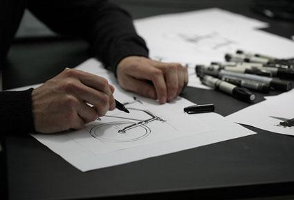 شركة فورمولا 1 تصمم دراجة كورين من أنسجة الكربون